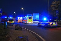 Bild: LKW brannte auf der Autobahn-Rastst&auml;tte