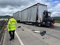 Unfall mit Todesfolge auf der Autobahn Bild: Unfall mit Todesfolge auf der Autobahn