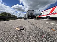 Unfall mit Todesfolge auf der Autobahn Bild: Unfall mit Todesfolge auf der Autobahn