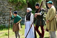 500 Jahre nach dem Bauernkrieg stellen 30 Darsteller in historischen Gewändern den Müntzer-Zug nach und machen Station in Ebeleben Bild: 500 Jahre nach dem Bauernkrieg stellen 30 Darsteller in historischen Gewändern den Müntzer-Zug nach und machen Station in Ebeleben