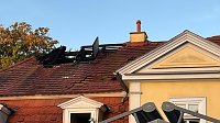 Ausmaß der Schäden an der Villa Italia nach dem Brand heute Nacht Bild: Ausmaß der Schäden an der Villa Italia nach dem Brand heute Nacht