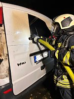 Fahrzeugbrand in der vergangenen Nacht Bild: Fahrzeugbrand in der vergangenen Nacht