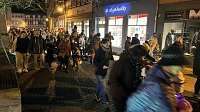 Bild: Bunter Kinderwagen beim Martinsumzug durch Bad Langensalza