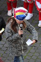 Bild: Beginn der 5. Jahreszeit. Kinder erst&uuml;rmen Langensalzaer Rathaus