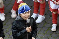 Bild: Beginn der 5. Jahreszeit. Kinder erst&uuml;rmen Langensalzaer Rathaus