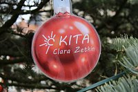 Große Freude bei kleinen Wichteln - Kita Kinder schmücken Weihnachtsbaum am Bad Langensalzaer Rathaus Bild: Große Freude bei kleinen Wichteln - Kita Kinder schmücken Weihnachtsbaum am Bad Langensalzaer Rathaus