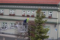 Große Weihnachtsbaumschmück-Aktion auf dem Töpfermarkt in Bad Langensalza Bild: Große Weihnachtsbaumschmück-Aktion auf dem Töpfermarkt in Bad Langensalza