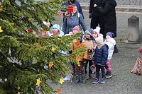 Große Weihnachtsbaumschmück-Aktion auf dem Töpfermarkt in Bad Langensalza Bild: Große Weihnachtsbaumschmück-Aktion auf dem Töpfermarkt in Bad Langensalza