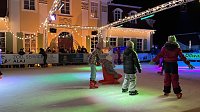 Bild: Eisbahn mit super Party in Bad Langensalza er&ouml;ffnet