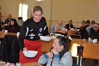 Bild: THC servierte im "Restaurant des Herzens"