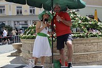Bild: Mary Fischer und Markus Fromm beim Brunnenfest