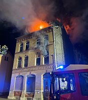 Bild: Brand in Mehrfamilienhaus in M&uuml;hlhausen