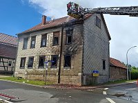 Bild: In Menteroda geriet am Donnerstag ein Wohnhaus in Brand.