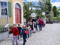 Kinderumzug der Anni-Berger-Stiftung durch Bad Langensalza Bild: Kinderumzug der Anni-Berger-Stiftung durch Bad Langensalza