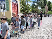 Kinderumzug der Anni-Berger-Stiftung durch Bad Langensalza Bild: Kinderumzug der Anni-Berger-Stiftung durch Bad Langensalza