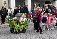 Festumzug zum 214. Brunnenfest Bild: Festumzug zum 214. Brunnenfest