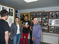 Ausstellung und Zeitzeugengespräch Bild: Ausstellung und Zeitzeugengespräch