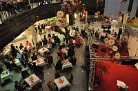 Geburtstagsfeier in der Galerie Bild: Geburtstagsfeier in der Galerie