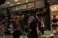 Geburtstagsfeier in der Galerie Bild: Geburtstagsfeier in der Galerie