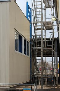 Neue Seilfahrtsbr&uuml;cke wird montiert