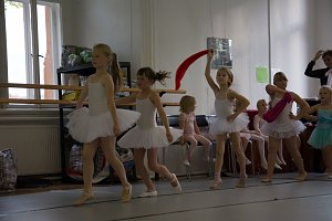  Tanzm&auml;rchen zur Vorweihnachtszeit