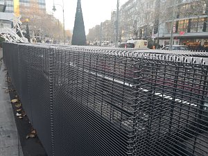 Weihnachtsmarkt-Festung in Berlin