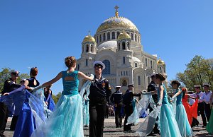 Zu Besuch in Kronstadt