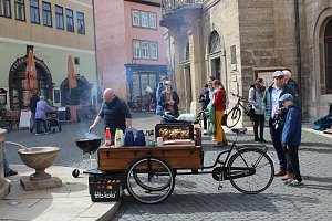 Fr&uuml;hjahrsputzaktion mit Verleihung der Goldenen Kehrschaufel