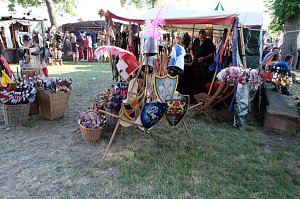 Ritterspektakel auf der Ronneburg zum Pfingstsamstag