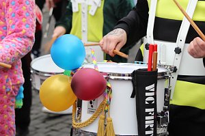 ZUm Karnevalsumzug zog es viele Jecken in die Stadt Bad Langensalza