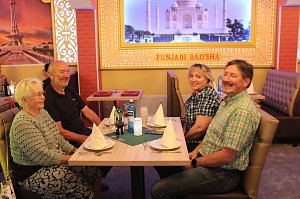 Er&ouml;ffnungsfeier mit geladenen G&auml;sten im Punjabi Bad&acute;sha