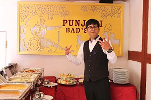 Er&ouml;ffnungsfeier mit geladenen G&auml;sten im Punjabi Bad&acute;sha