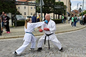 Farbenfroher Festumzug zum 211. Brunnenfest in Bad Langensalza