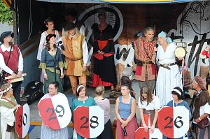 Zwei Tage lang feierten die Langensalzaer mit ihren G&auml;sten aus nah und fern ihr 30. Mittelalterstadtfest