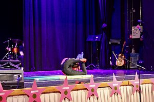 Mitwirkende der Gala des Salza-Gymnasiums in Bad Langensalza 2024
