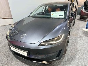 Peter Blei unterwegs auf der Automesse Erfurt