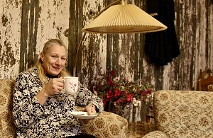 "Nostalgisches Caf&eacute; im EG" ist seit heute in Teetruhe er&ouml;ffnet