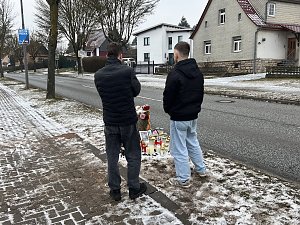 Gro&szlig;e Anteilnahme an der Unfallstelle