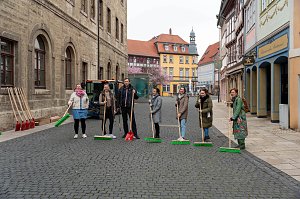 Fr&uuml;hjahrsputz und Stadt-Verbommeln in Bad Langensalza