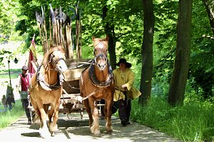 500 Jahre nach dem Bauernkrieg stellen 30 Darsteller in historischen Gew&auml;ndern den M&uuml;ntzer-Zug nach und machen Station in Ebeleben