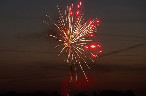 Gro&szlig;es Feuerwerk zum diesj&auml;hrigen Brunnenfest in Bad Langensalza