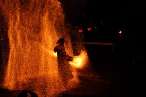 Spektakul&auml;re Feuershow von "EVENTPUPPETS" beim Mittelalterstadtfest in Bad Langensalza
