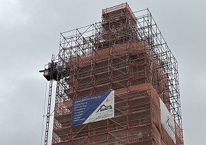 Spitze der eingerüsteten Marktkirche