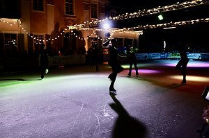 Eisbahn mit super Party in Bad Langensalza er&ouml;ffnet