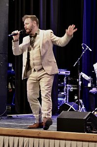 enortrio Fellas & Band am Nikolaustag 2025 im Kultur- und Kongresszentrum Bad Langensalza