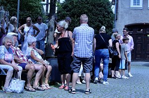 Eichenkranzes mit 69 Abiturienten