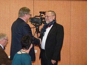 Bibliothekspreis &uuml;bergeben