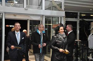 &Auml;rzte- und Apothekerball im Autohaus Peter