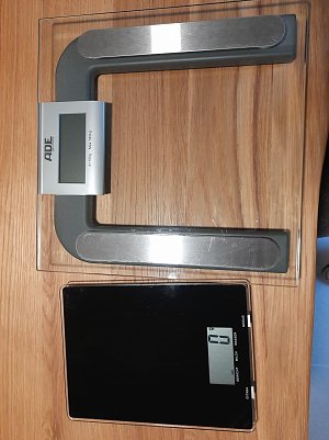 1 Personen - und 1 K&uuml;chenwaage  (Foto: )