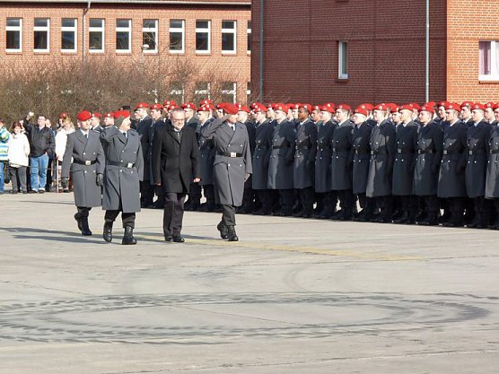 Gelöbnis in Bad Frankenhausen (Foto: Karl-Heinz Herrmann) Gelöbnis in Bad Frankenhausen (Foto: Karl-Heinz Herrmann)